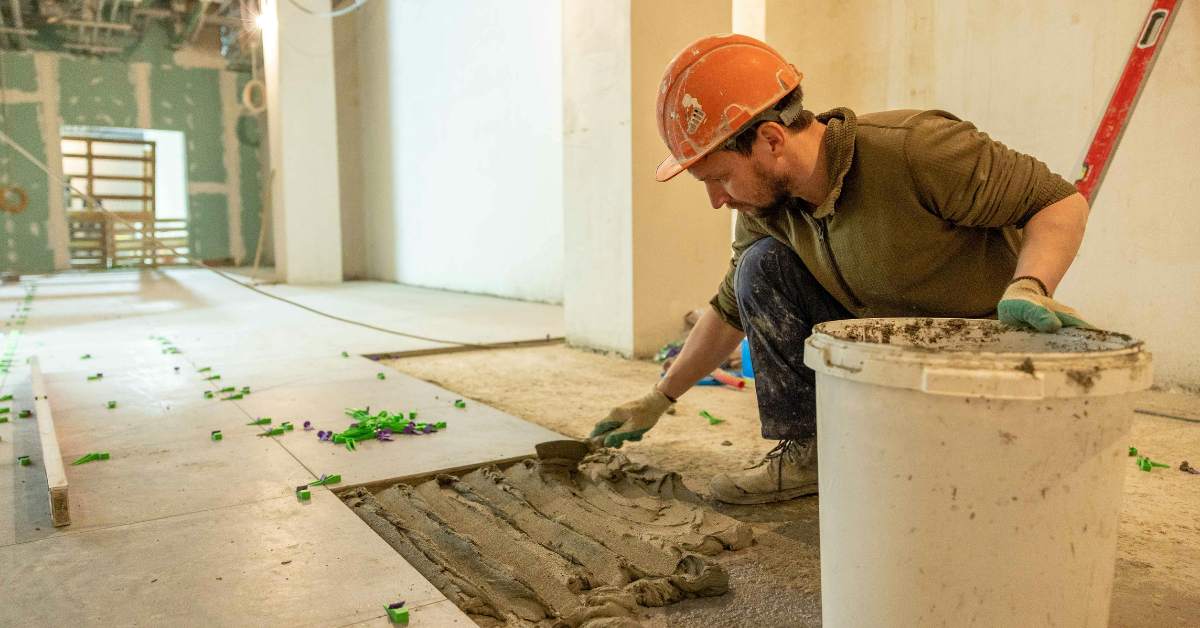 What is the use of MHEC in tile adhesive?