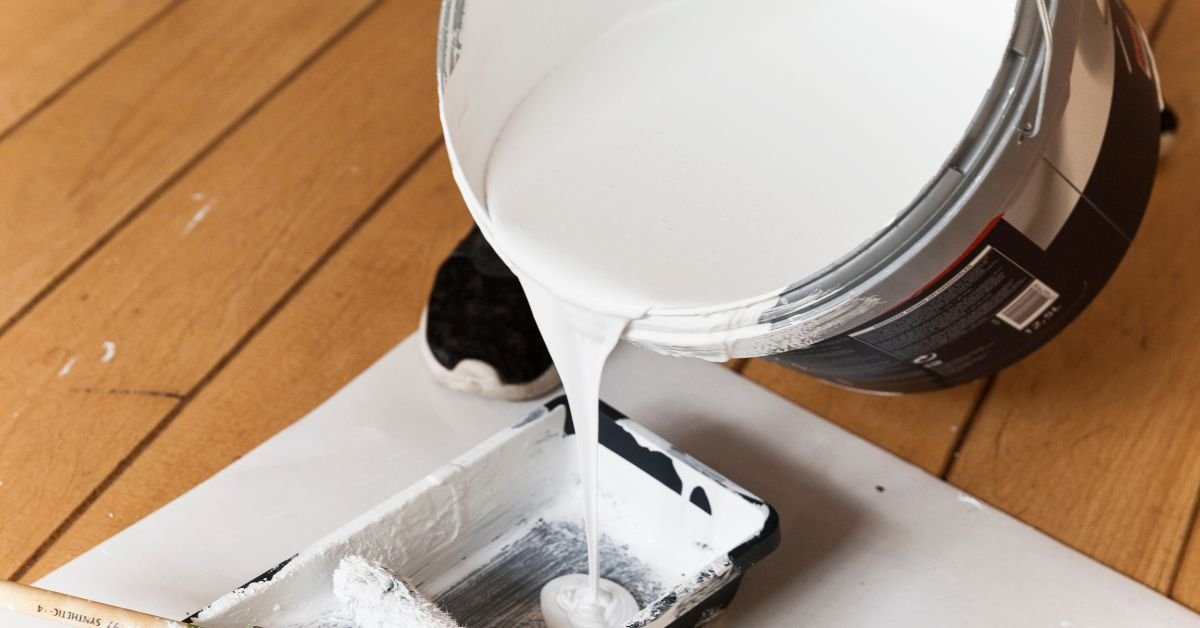 Always clean the surface well by getting rid of dust, grease, and loose paint before putting on silicone-based primer. A well-prepared surface makes for better bonding and longer-lasting performance.